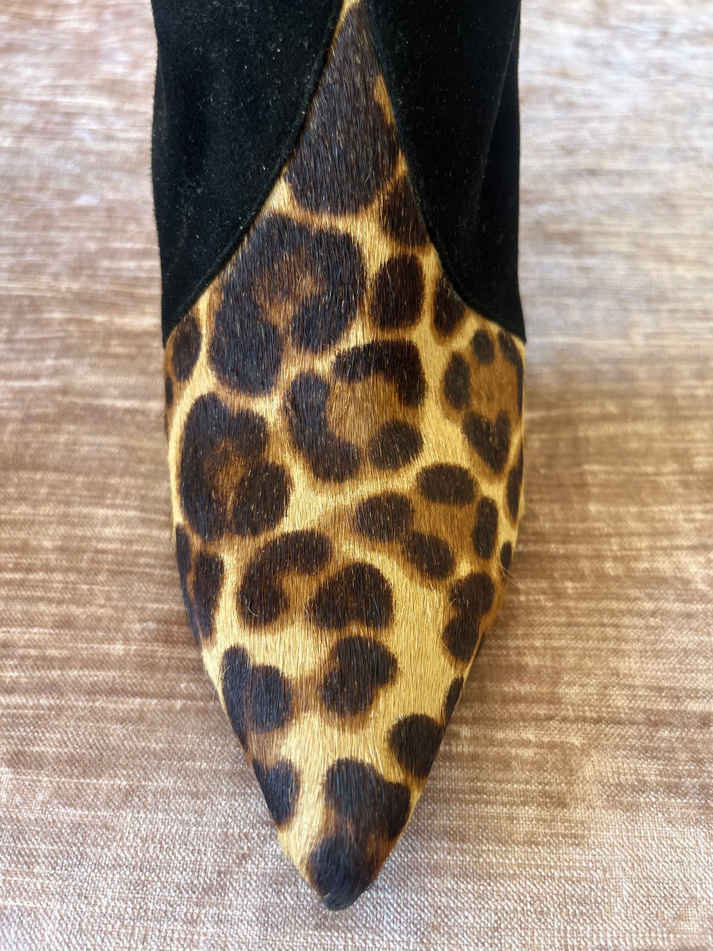 ROBERT ROBERT Leopard Fur Ankle Boot. Sz 9/40