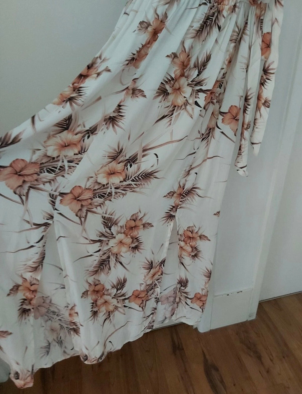 MINKPINK Exclusively Yours Floral Maxi Dress. Sz S