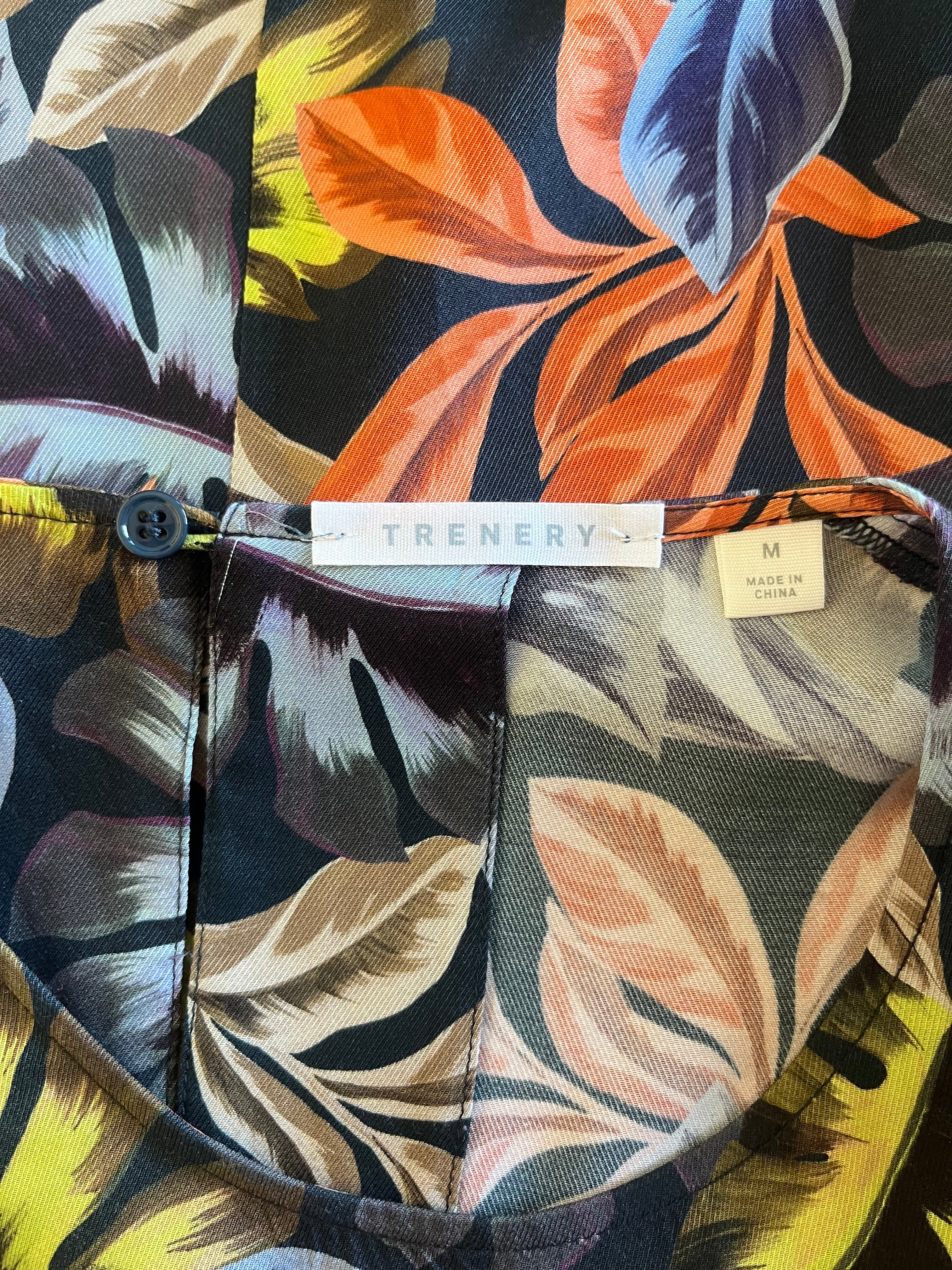 TRENERY Tropical Print Ruffle Sleeve blouse. Sz M